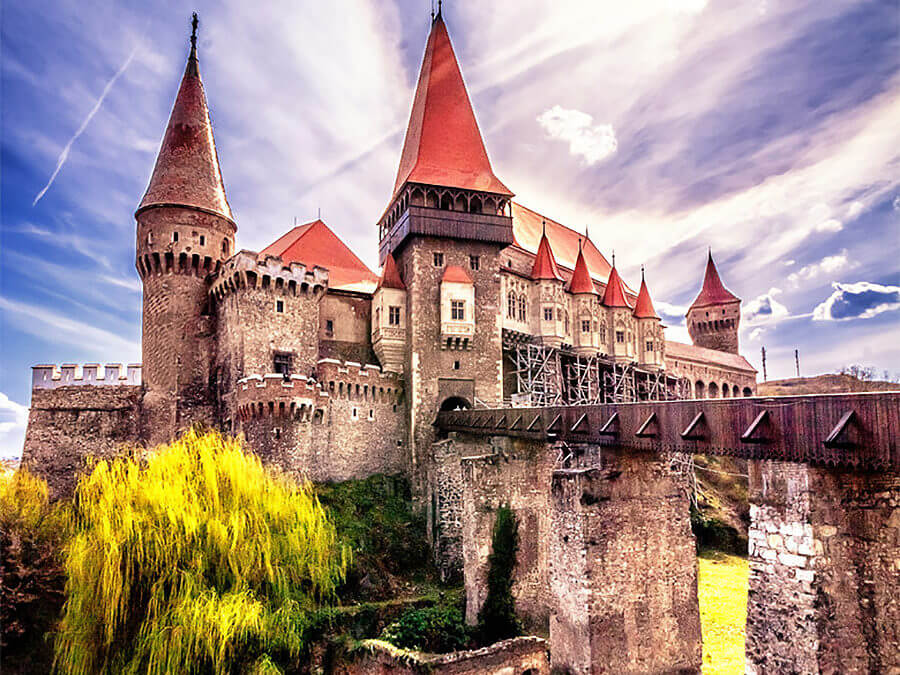 45 Castles, Fortresses and Monasteries That Will Take Your Breath Away In Romania [WITH PICS]